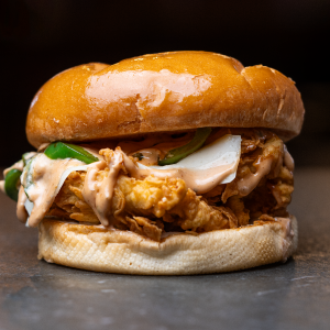 Crispy Fajita Chicken Burger كريسبي فاهيتا تشكن برغر