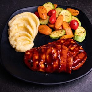BBQ Chicken Meal وجبة باربكيو تشكن