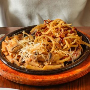 Crispy Onion Chicken Meal وجبة كريسبي اونيون تشكن
